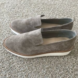 Brand new pair of Com & Sens loafers. Size 9.